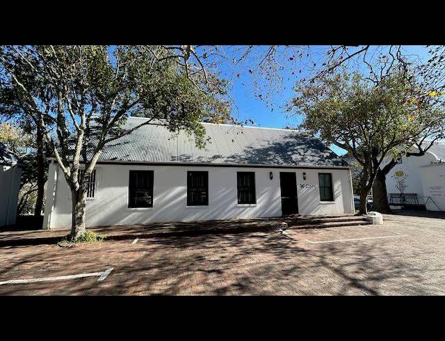 BUSINESS PROPERTY TO RENT IN HOUT BAY CENTRAL